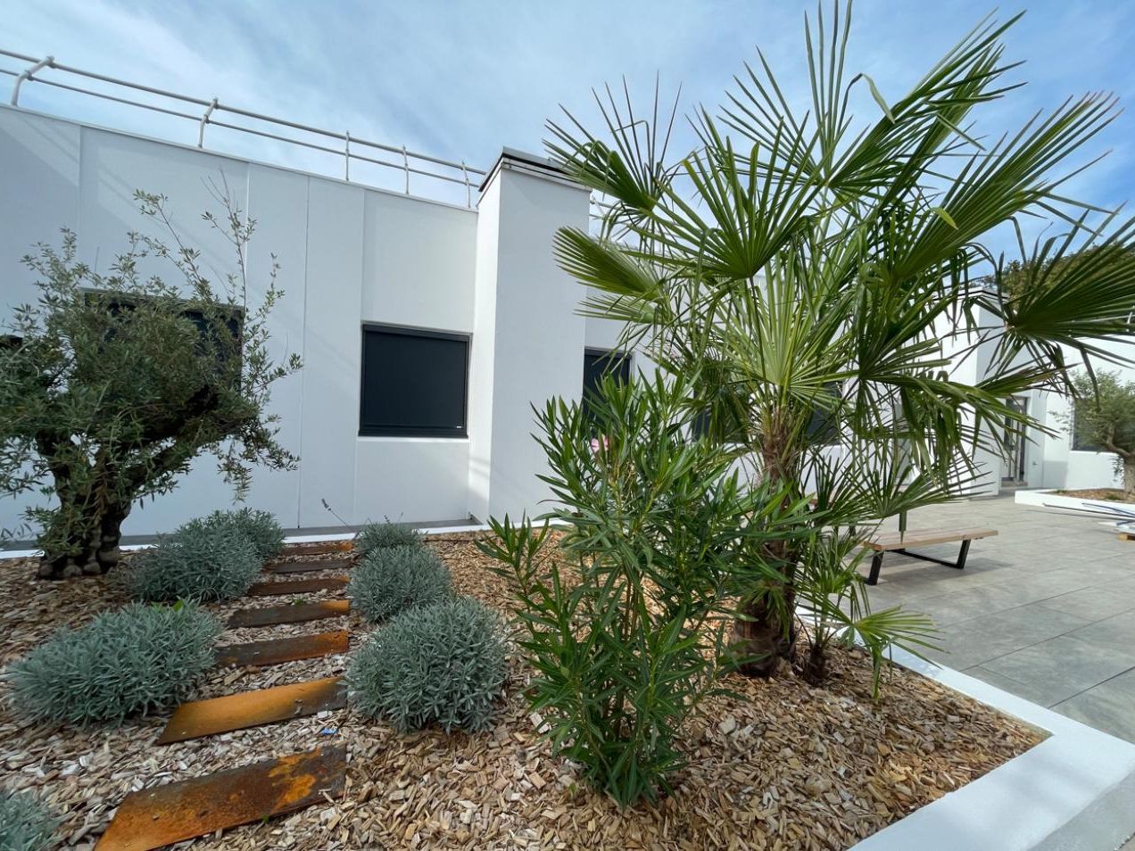 2078 m² pour ce bureaux en location à Limonest