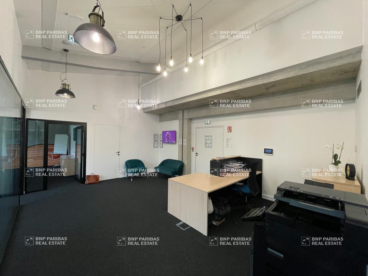 166.8 m² pour ce bureaux en location à Rouen