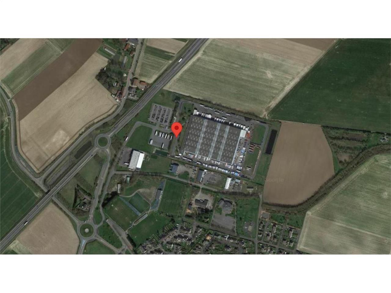 25552 m² pour cetentrepôts classe b en location à Vimy