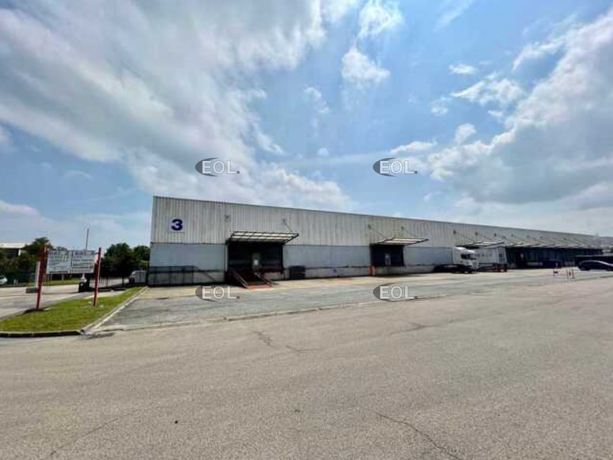 Location Entrepôt 1449 m² non divisibles