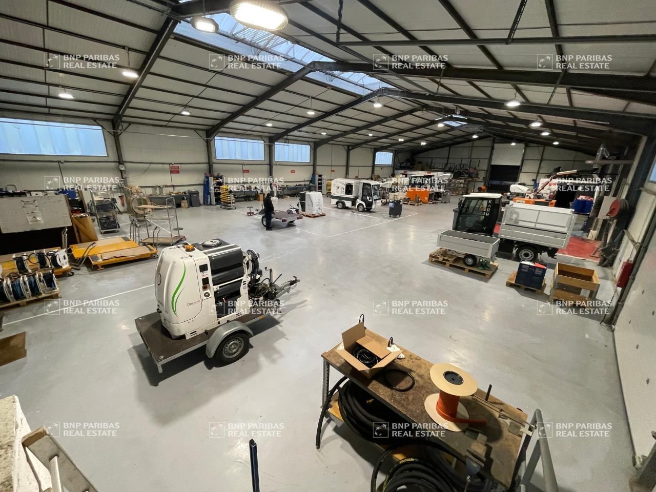 Location Activité 1155 m² non divisibles 35136 Saint-jacques-de-la-lande