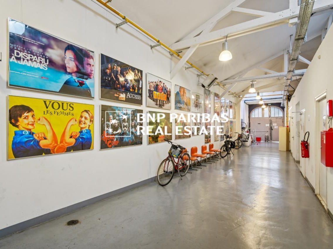 100 m² pour ce bureaux en location à Clichy
