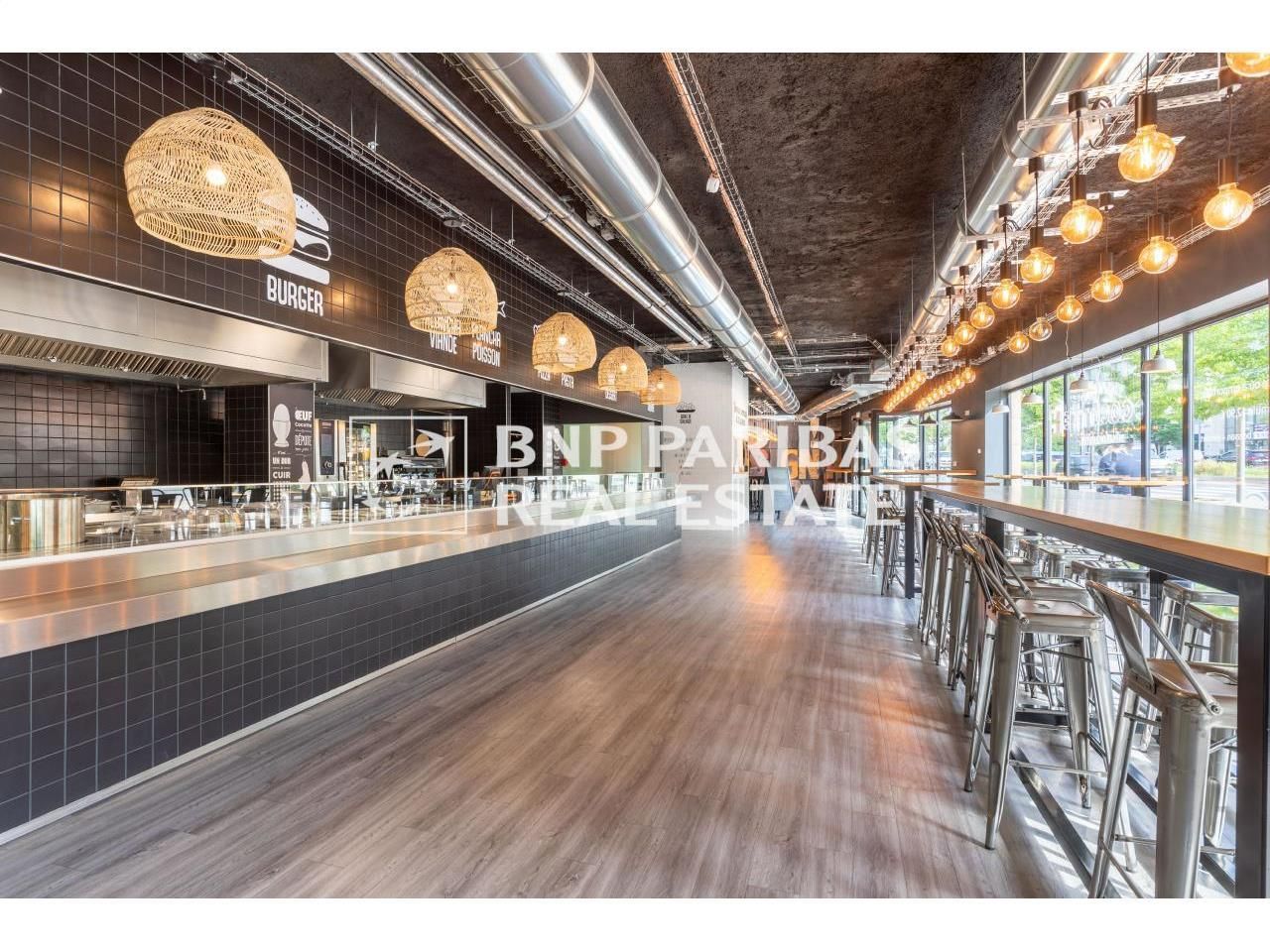 5534.35 m² pour ce bureaux en location à La garenne colombes