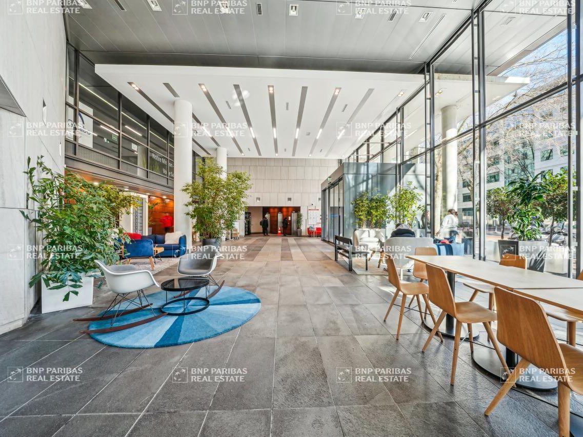 1840 m² pour ce bureaux en location à Issy-les-moulineaux