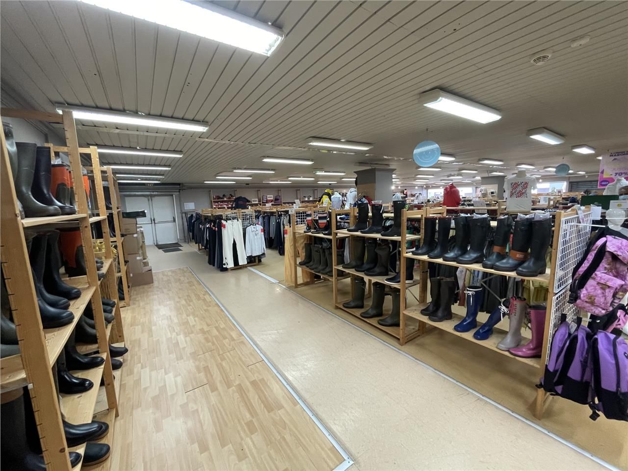 A louer - Zone Commerciale du Mesnil Roux - Local