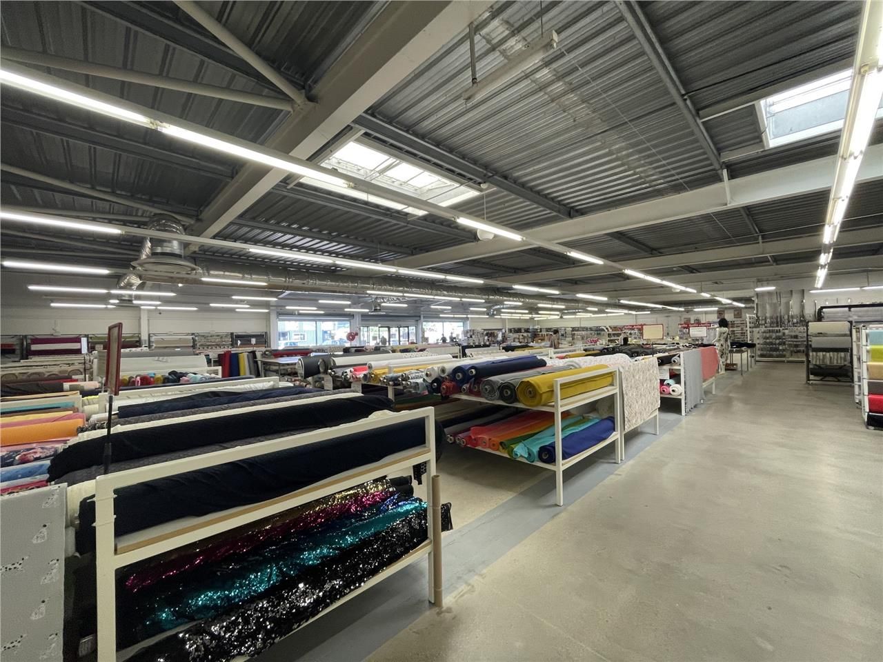 Local commercial bénéficiant d'une belle visibili