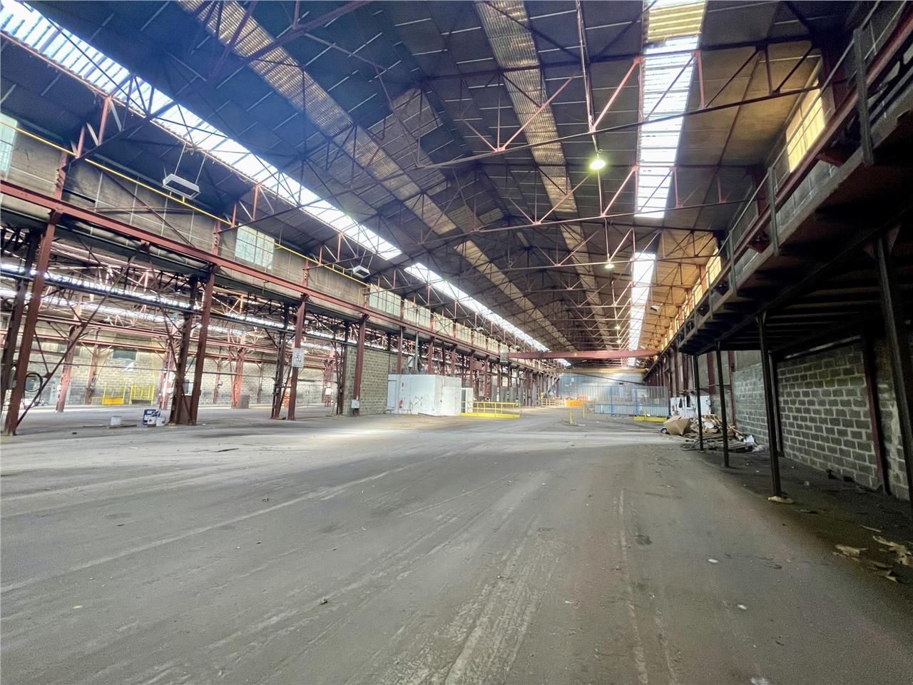 Site industriel idéal stockage, production ou res