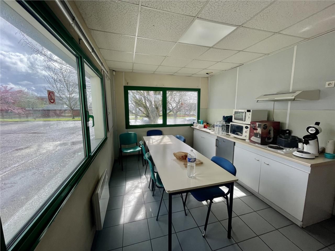 Produit Rare - Location d'un bâtiment de messager