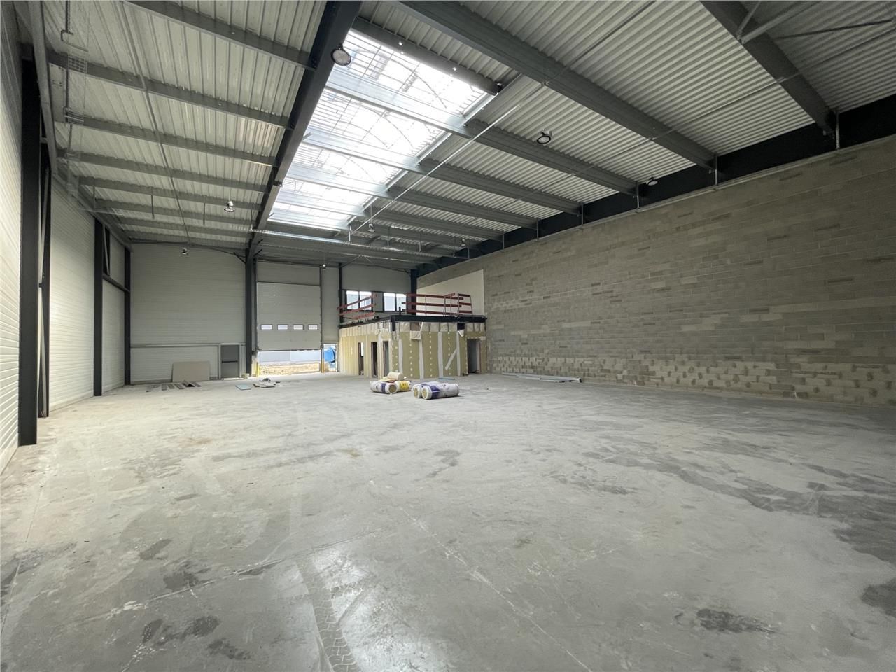 Programme de locaux d'activité neuf - Très belles