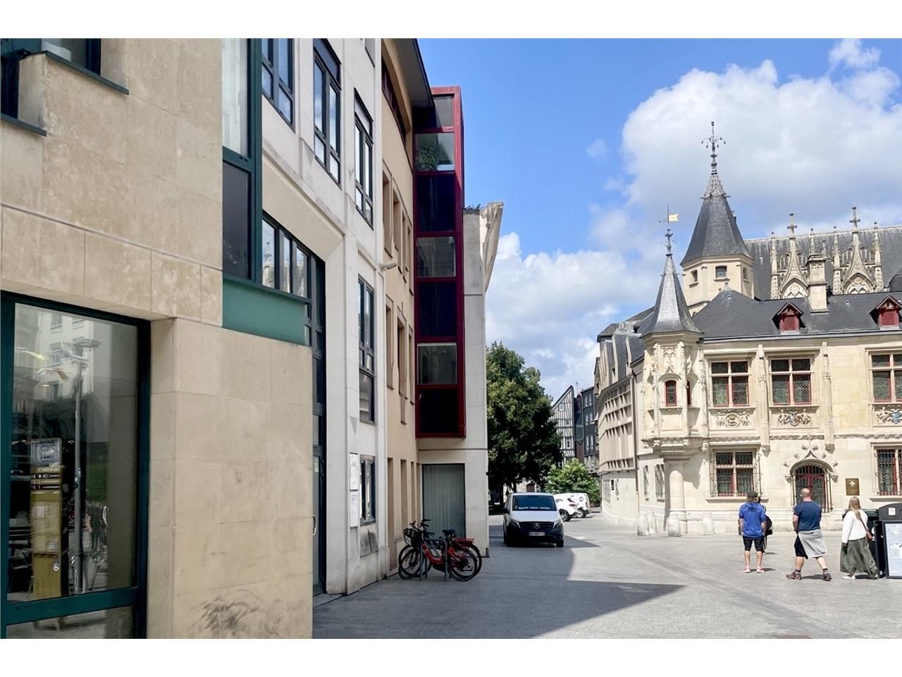 Belle surface en hyper Centre-Ville de Rouen, sur
