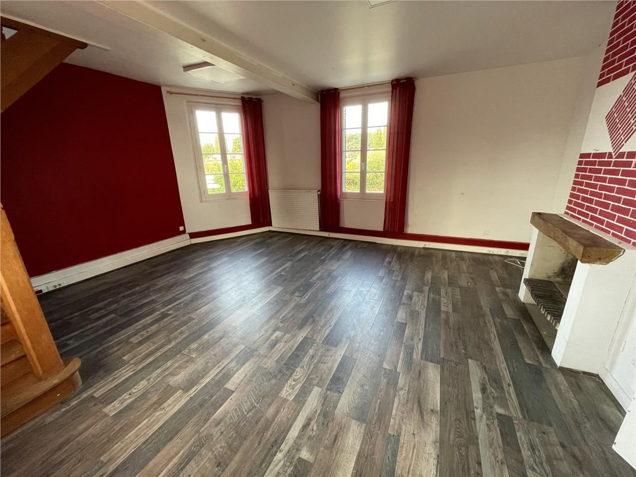 En périphérie d'Evreux, plateaux de bureaux avec 