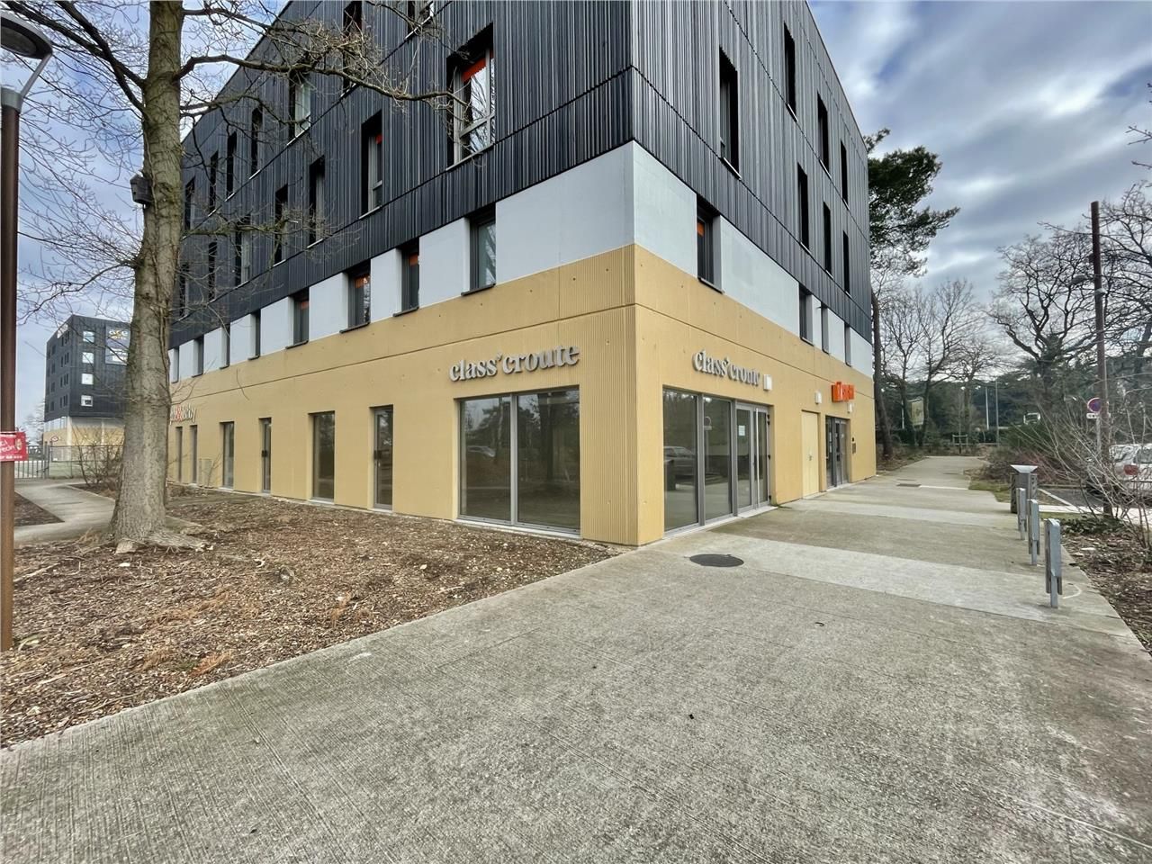 Dernier local commercial disponible au sein d'un 