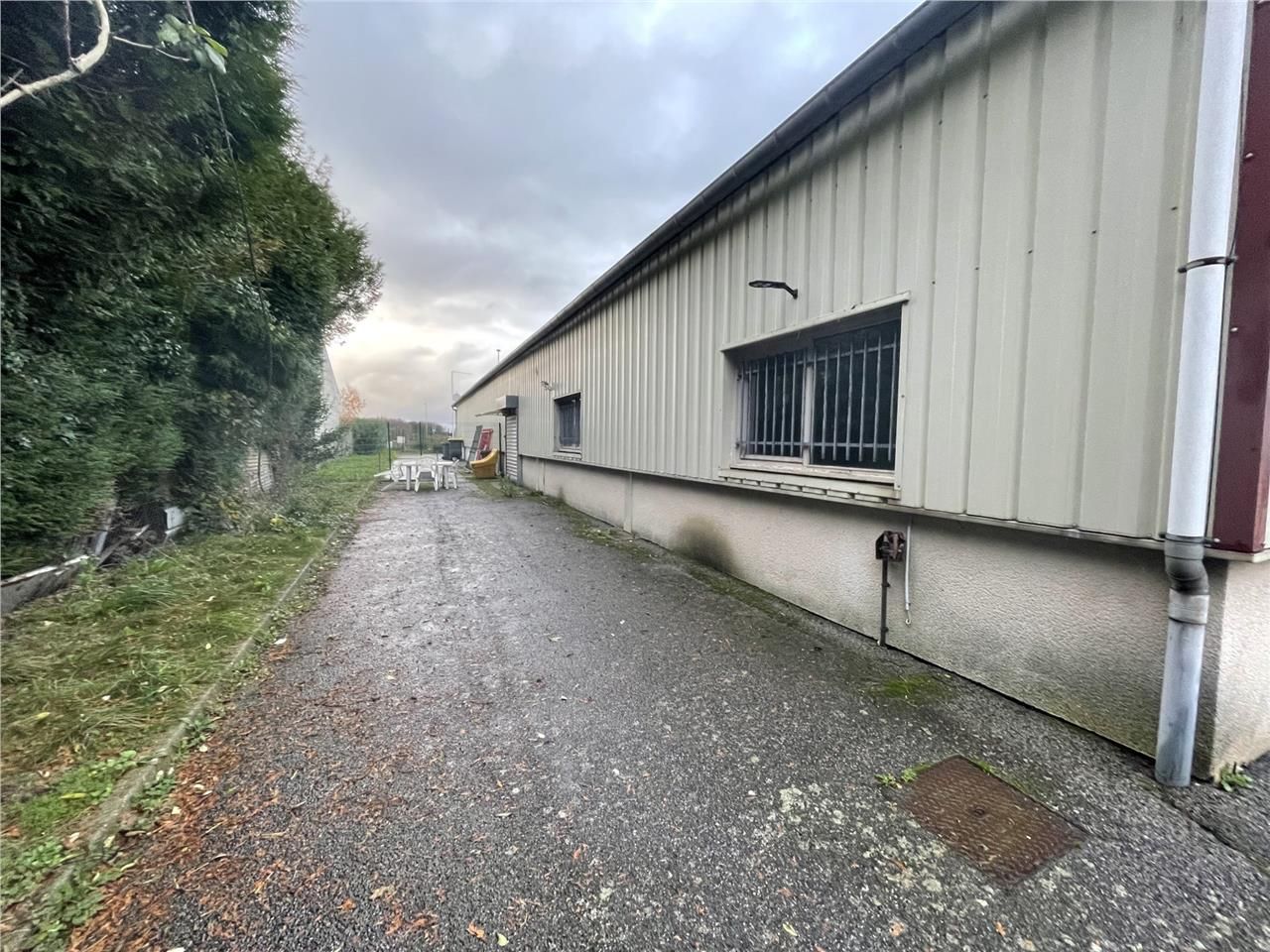 Locaux d'activité à louer à Angerville La Campagn