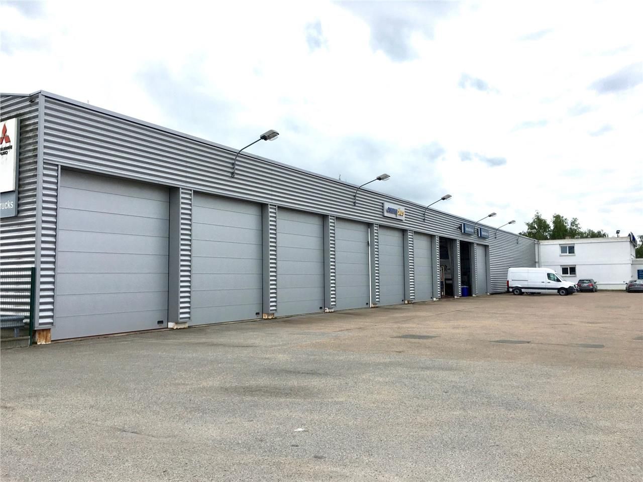 À proximité directe des grands axes, une cellule 