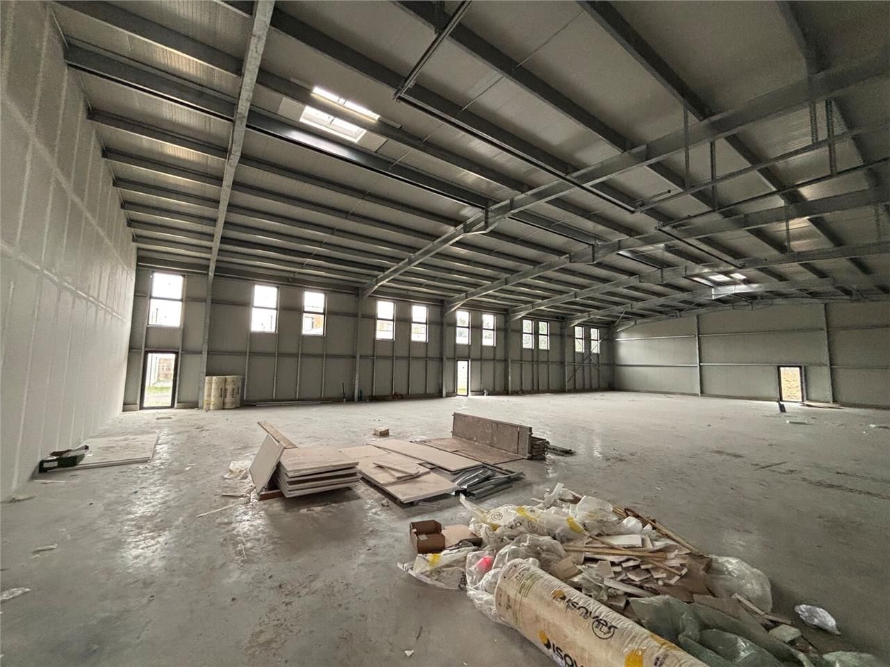 A LOUER - Local D'activité