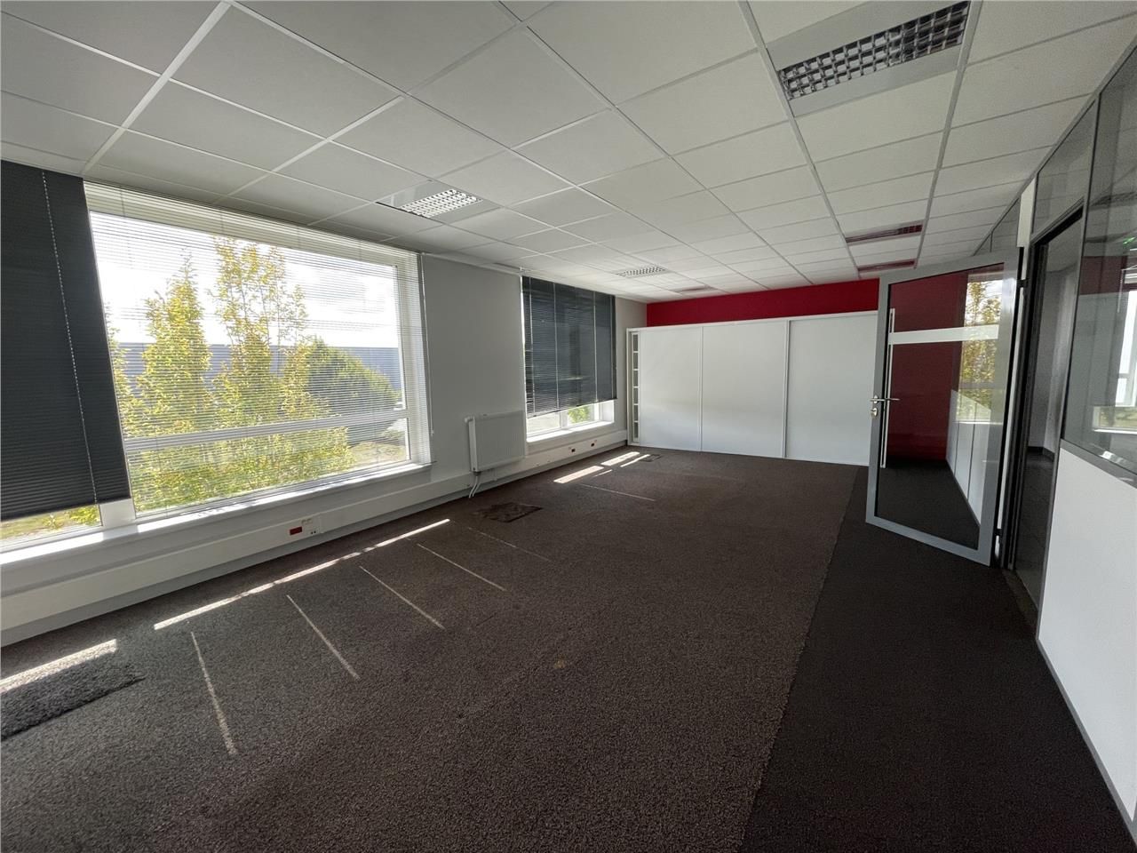 Vous recherchez un plateau de bureau à la locatio