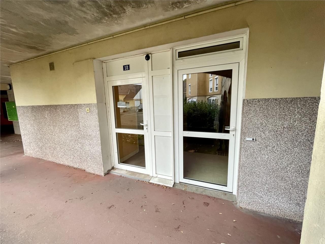 Bureaux de Local professionnel - 53 m2 - BARENTIN