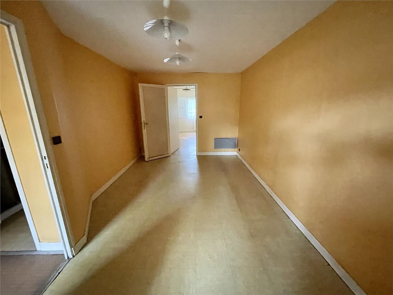 Bureaux de Local professionnel - 53 m2 - BARENTIN