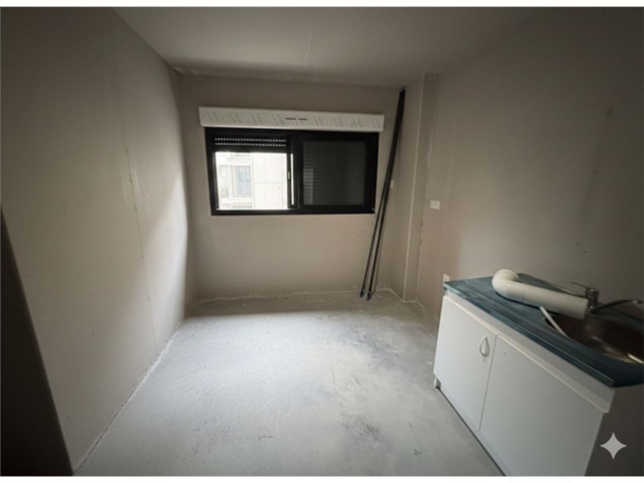 A Louer - Local d'activité - Entrepôt