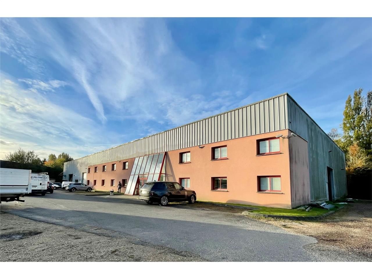 Investissement - Bâtiment d'activité construit en