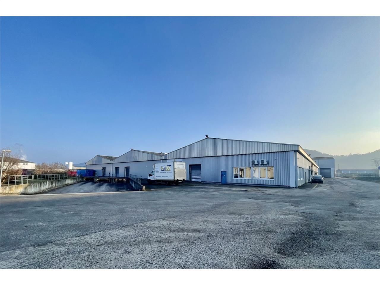 BEFA - Entrepôt industriel de 5 000 m² à Sottevil