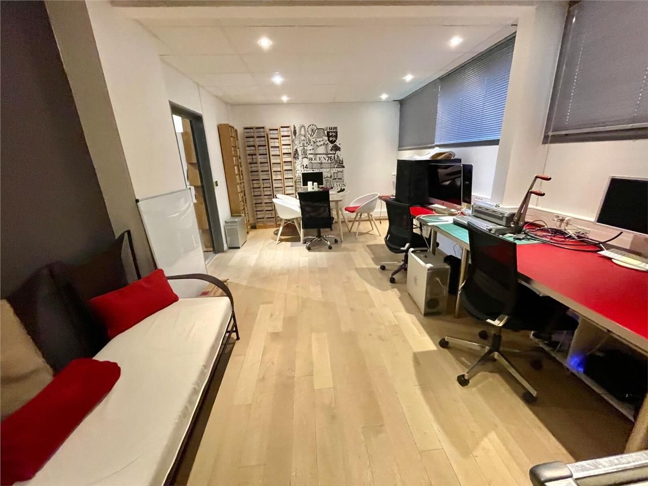 Bureaux de Plateau de bureaux - 95 m2  à Sous-lou