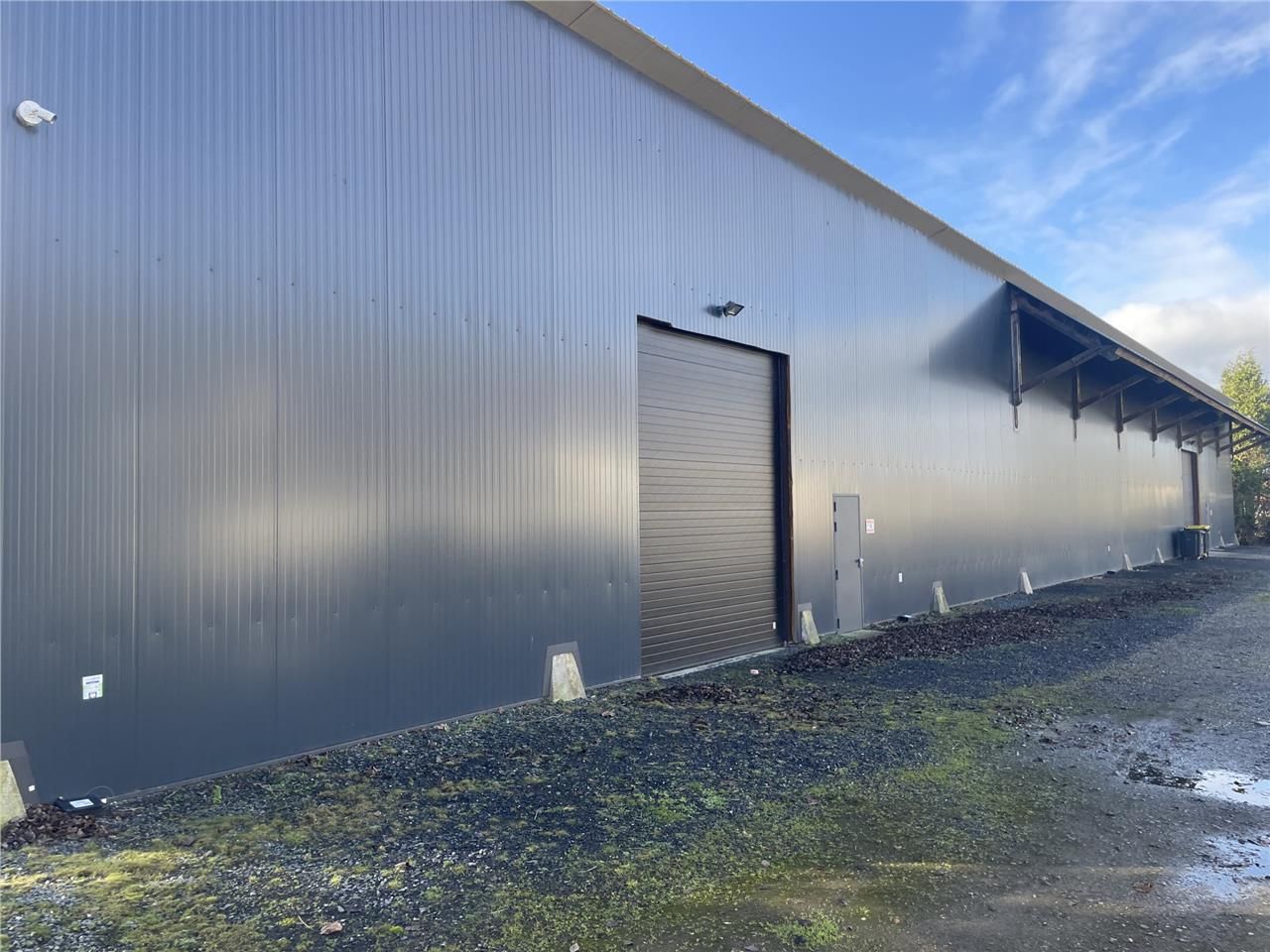 Locaux d'activité de qualité à louer à Breteuil, 