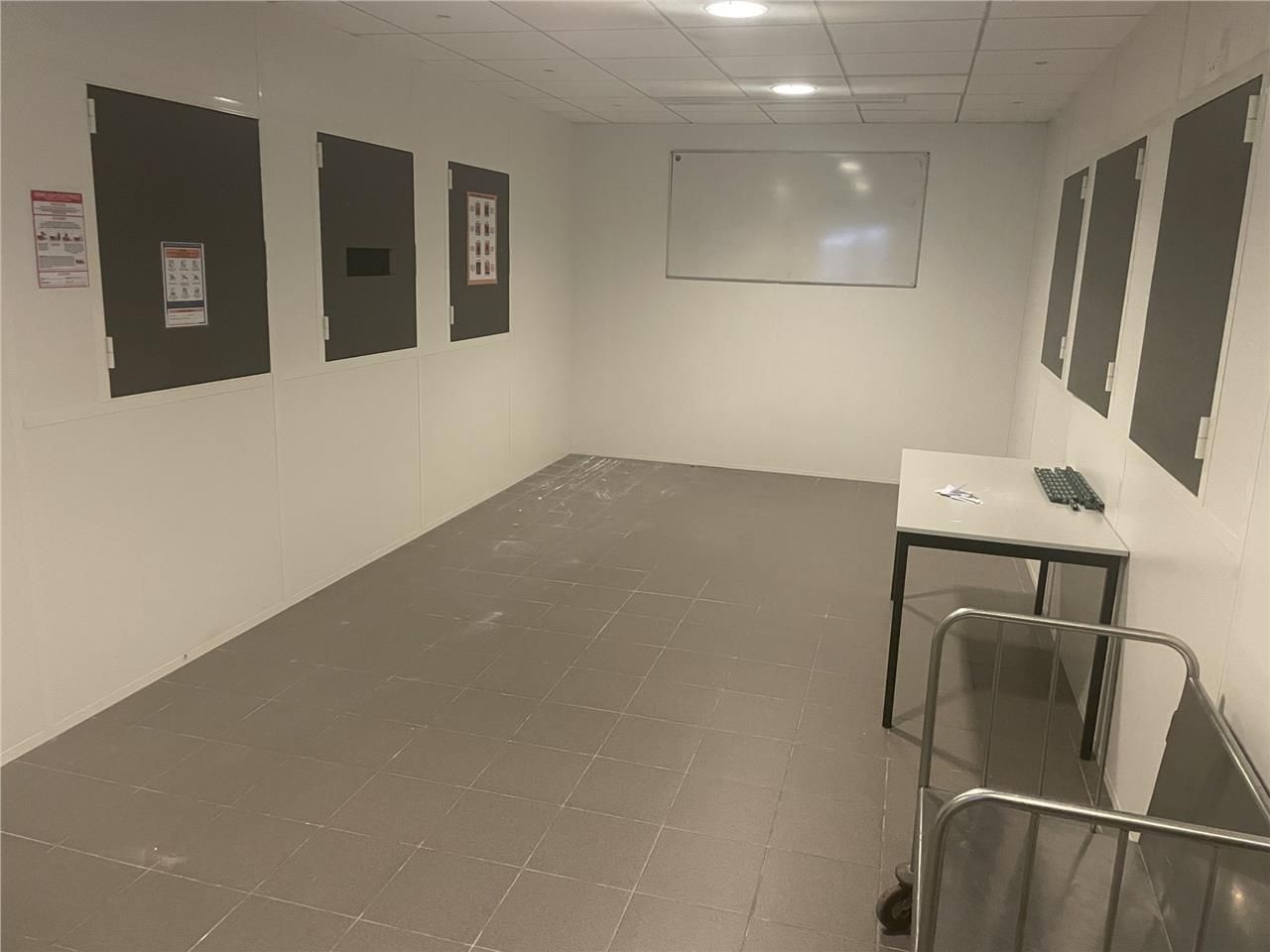 Dans un immeuble d'une surface totale de 1500 m2,