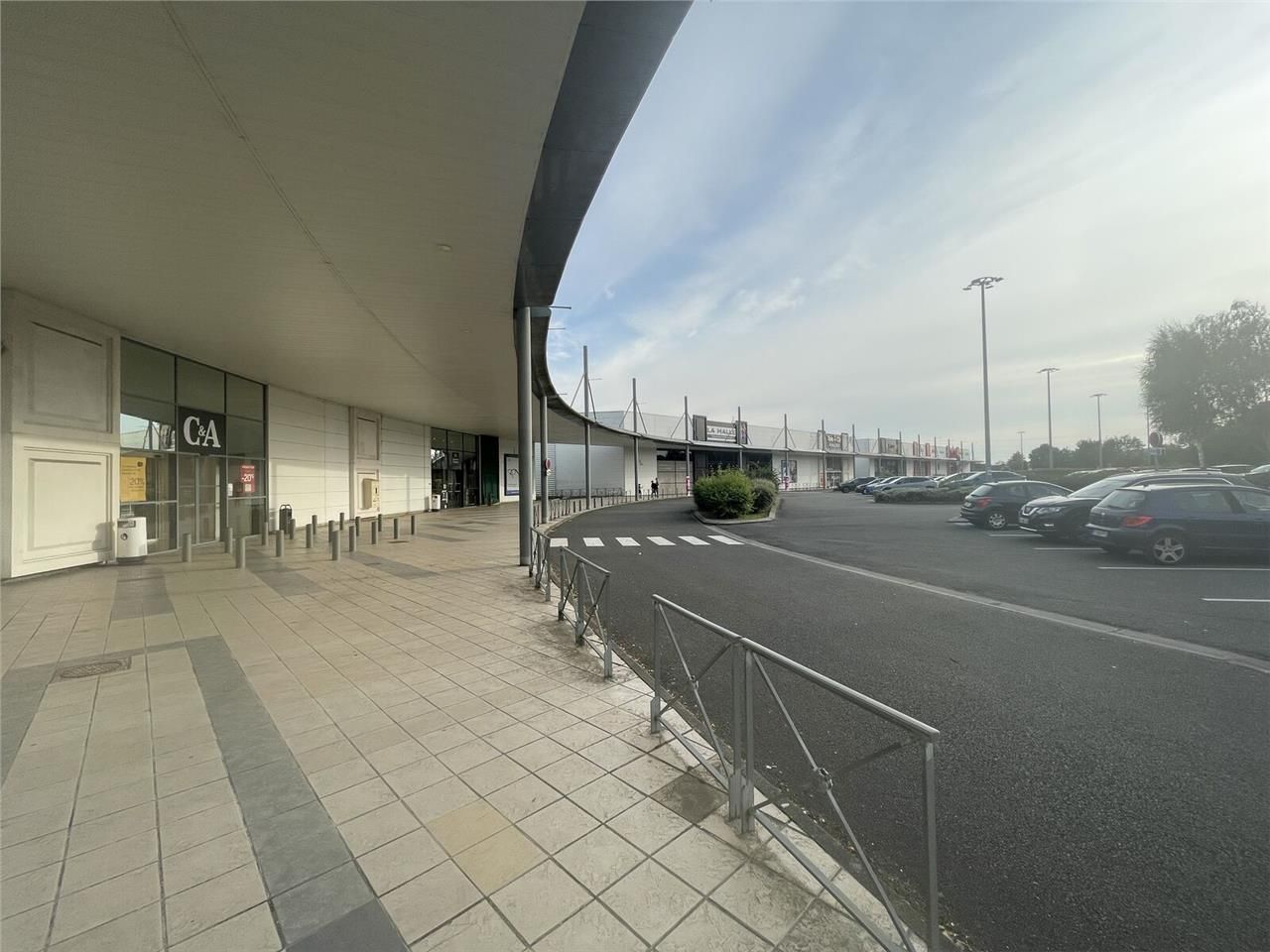 EMPLACEMENT PRIME _ CHAMBLY  Arthur Loyd vous pro