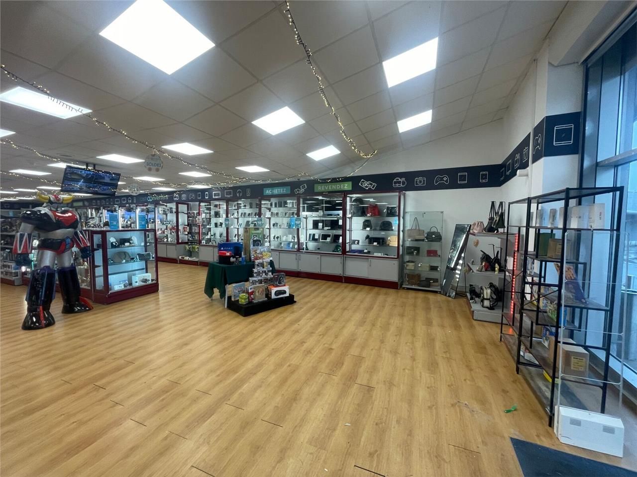 Opportunité Arthur Loyd : Un local de 500 m2 à