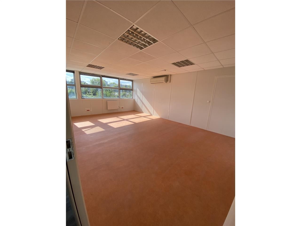 Dans la zone des champs dolents à Beauvais, 45 m2