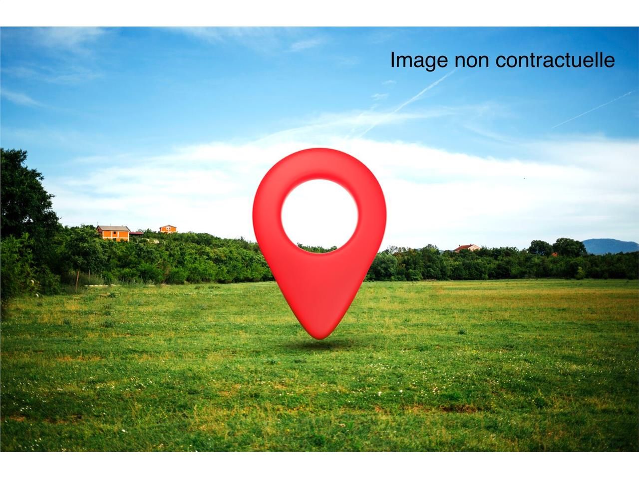 À vendre : terrain exceptionnellement situé à Crè