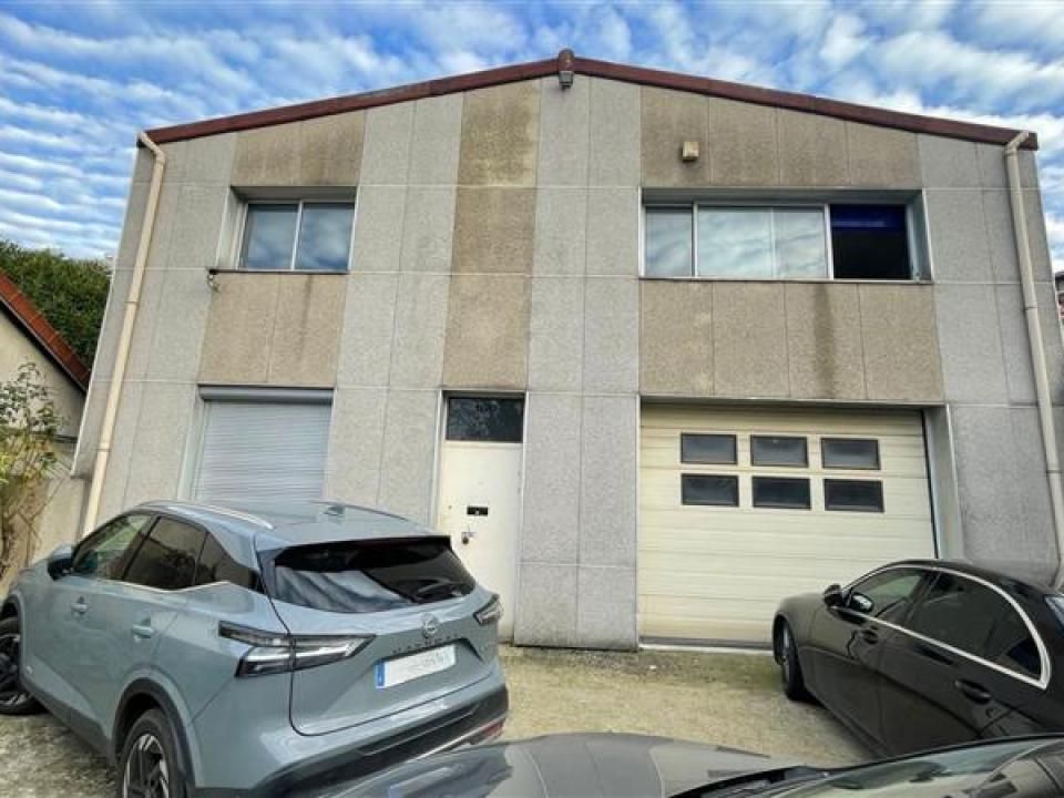 Vente Activité 450 m² non divisibles 93230 Romainville