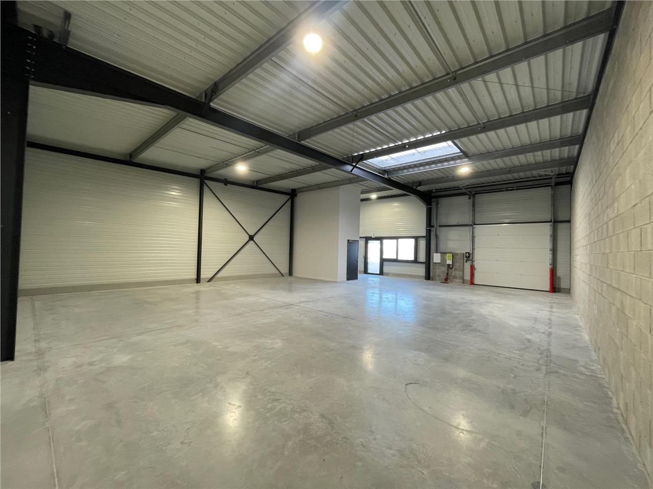 Le VEELLAGE à SAINT-QUENTIN -  4 CELLULES DE 186 