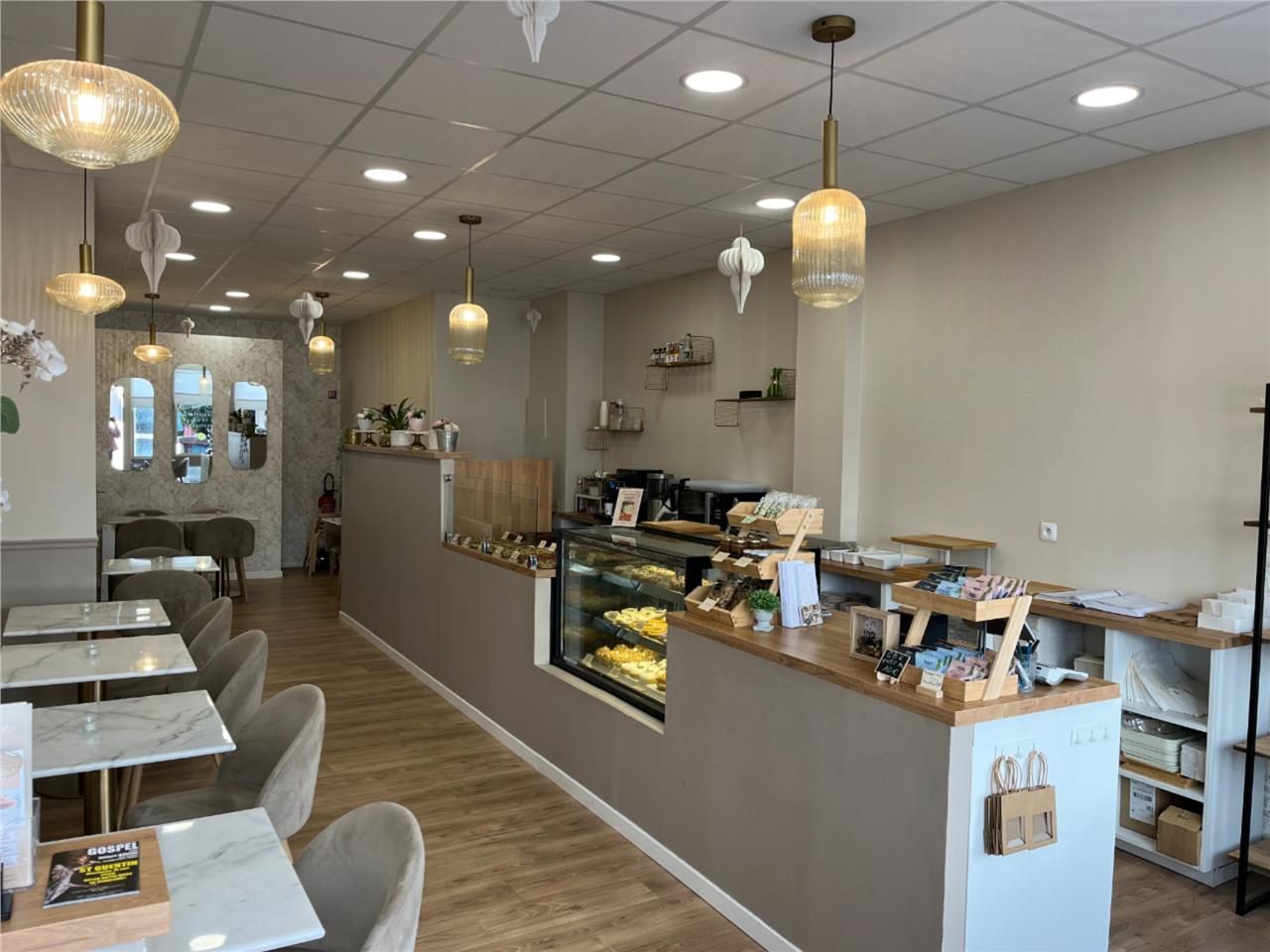 Arthur Loyd vous propose à la location un local c