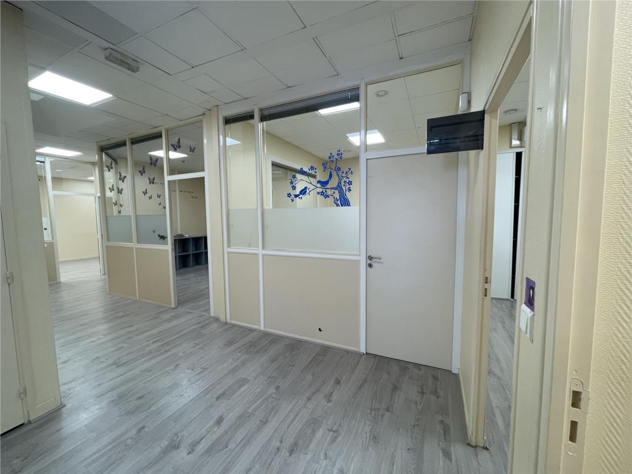 ARTHUR LOYD vous propose à la vente un plateau de