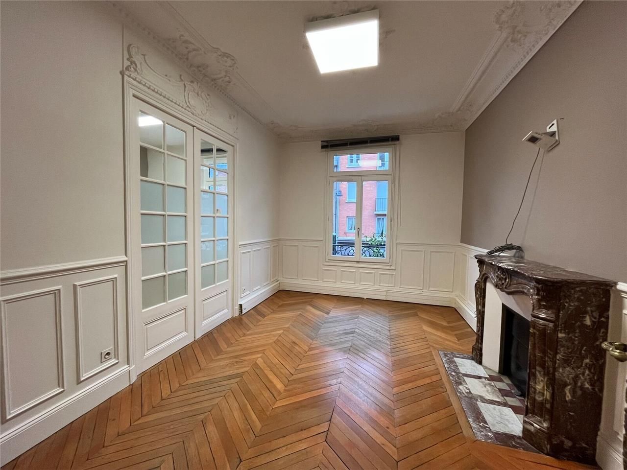 Arthur Loyd vous propose à la location des bureau