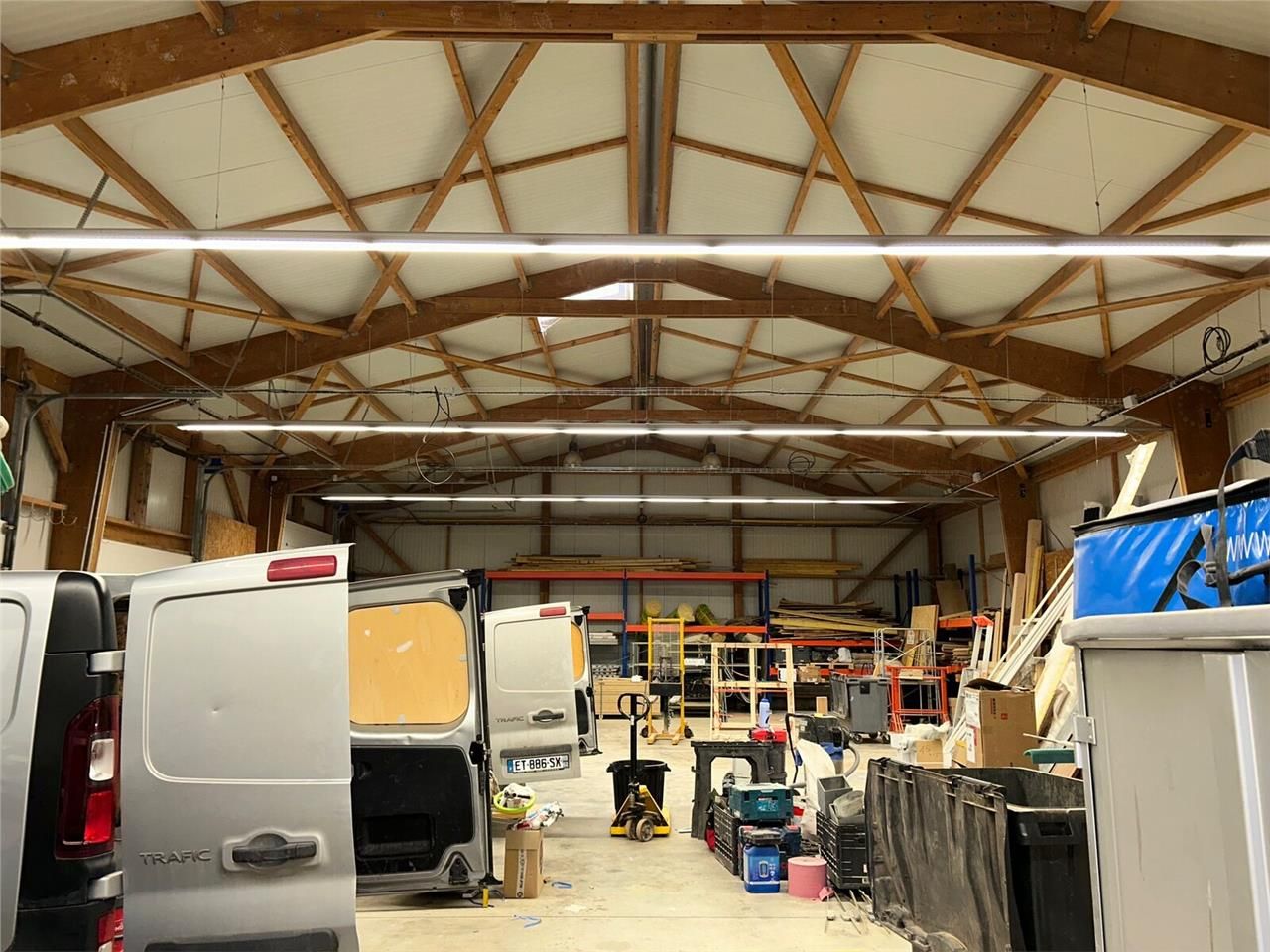 A VENDRE - BÄTIMENT D'ACTIVITÉ - 525 ML2 - CHAUNY