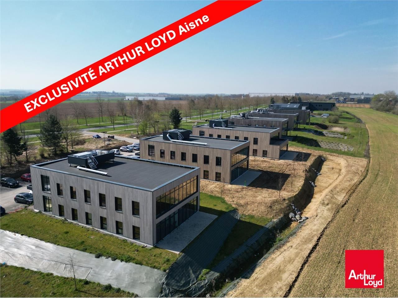 A VENDRE - BUREAUX - 284 M2 - SAINT-QUENTIN : ART