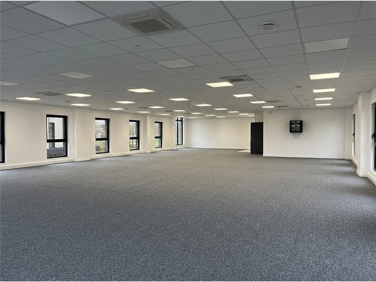 A VENDRE - BUREAUX - 284 M2 - SAINT-QUENTIN : ART