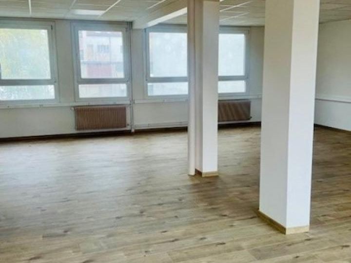 265 m² pour ce bureaux en location à Ivry-sur-seine