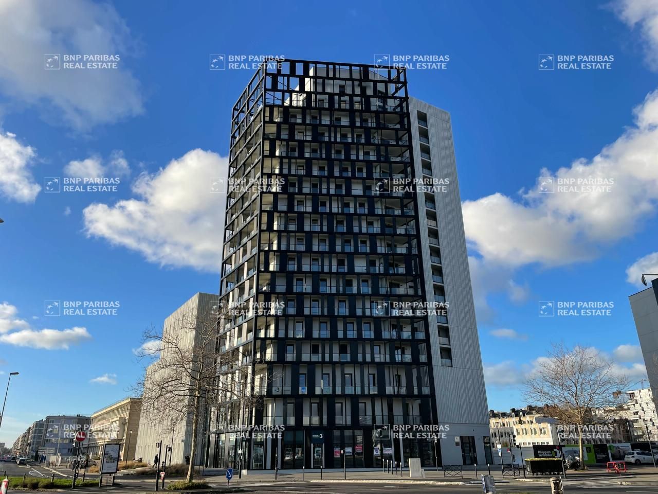 Location Bureaux 590.62 m² divisibles 76600 Le havre