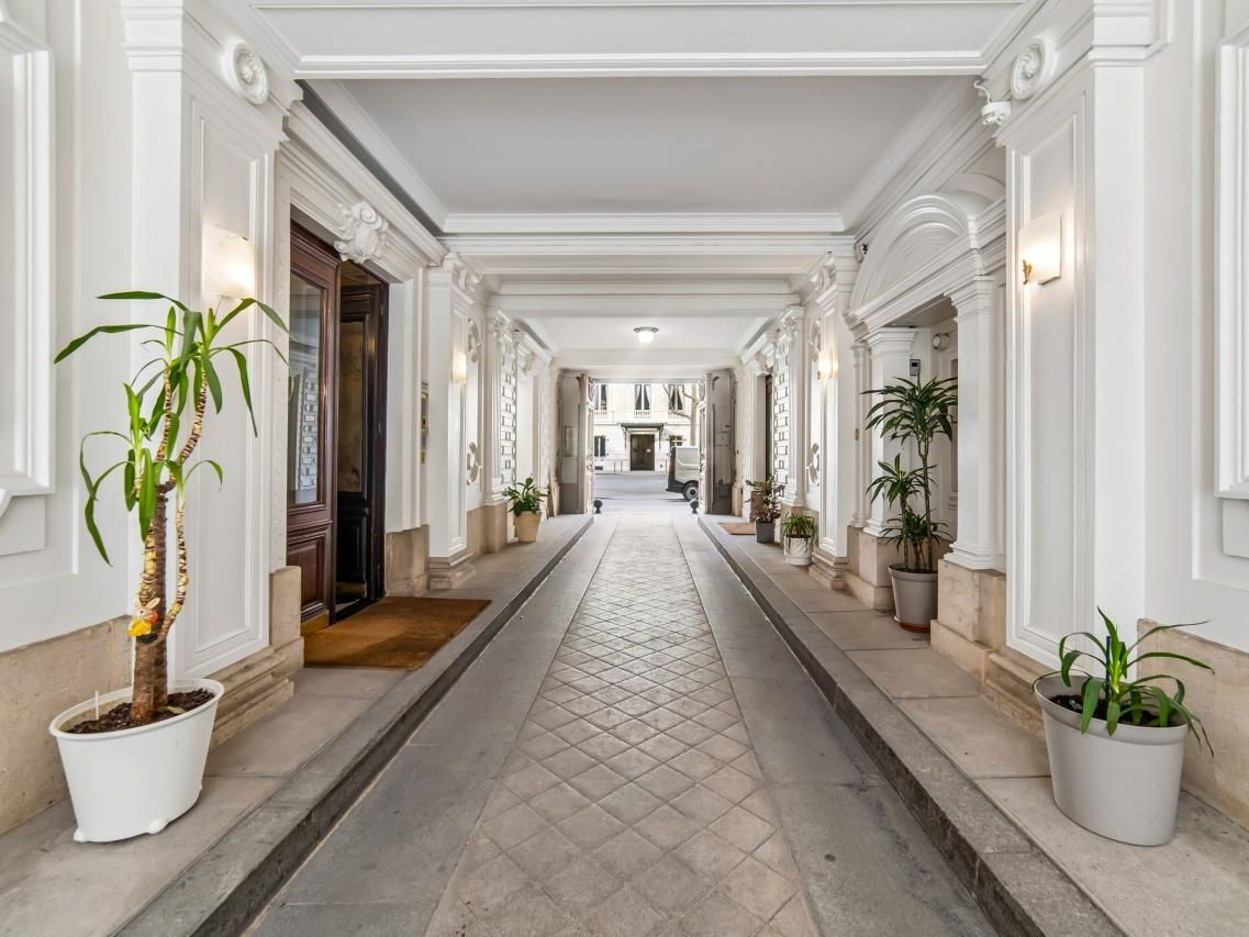 Location Bureaux 261 m² non divisibles 75116 Paris