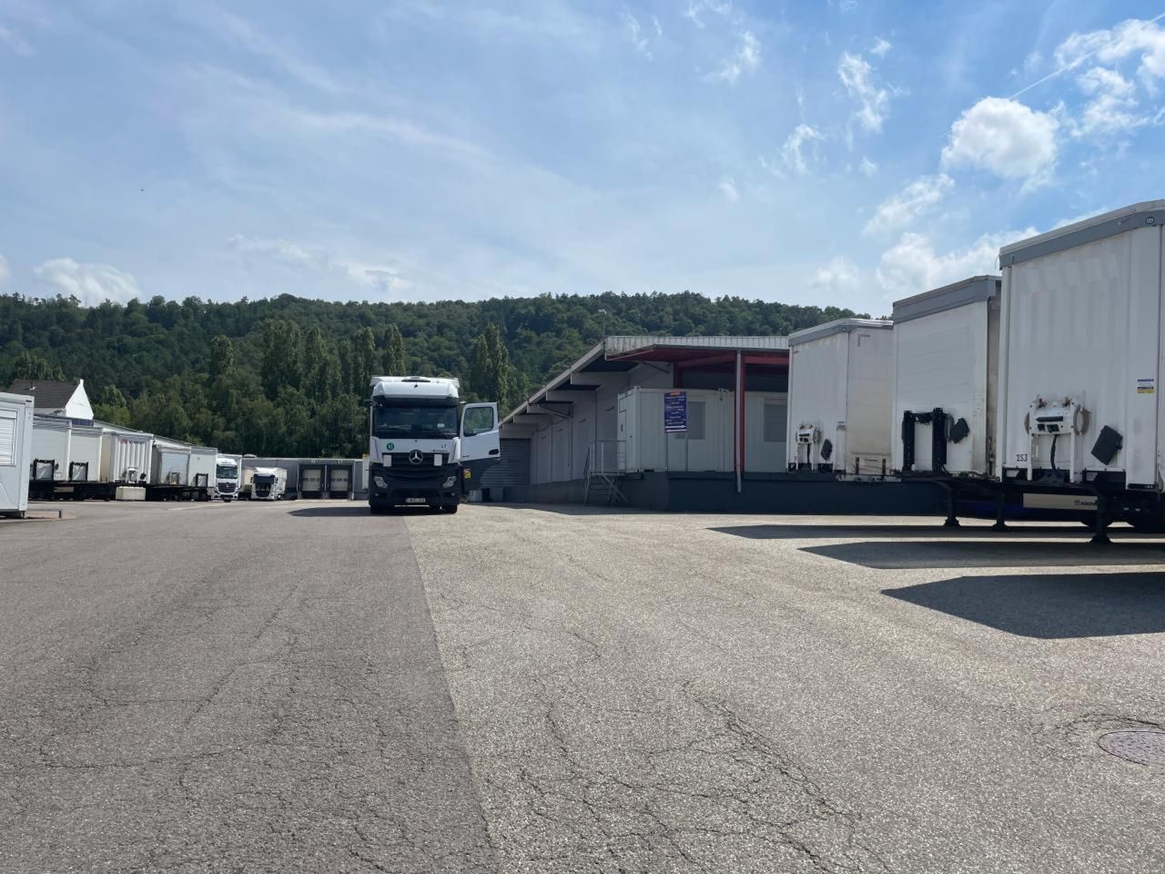 Vente Entrepôts classe C 4844 m² non divisibles 57350 Stiring-wendel