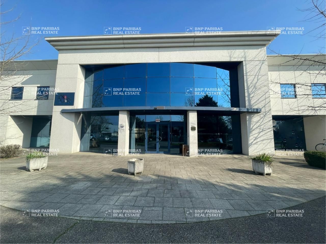 Location Bureaux 326.73 m² divisibles 67201 Eckbolsheim