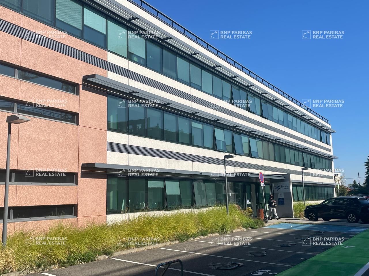 1221.5 m² pour ce bureaux en location à Toulouse