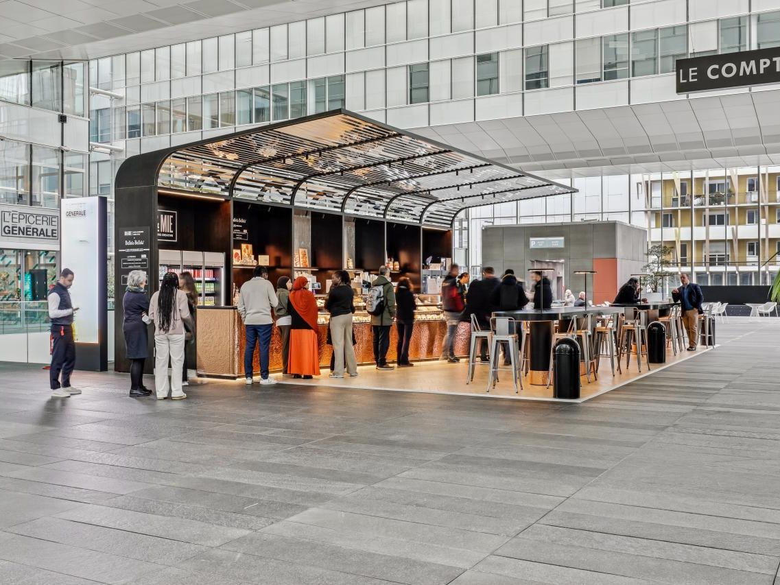 15360 m² pour ce bureaux en location à Courbevoie