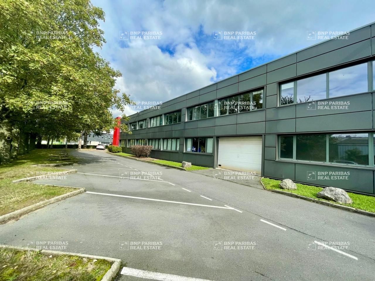 Location Activité 904 m² non divisibles 59700 Marcq-en-baroeul