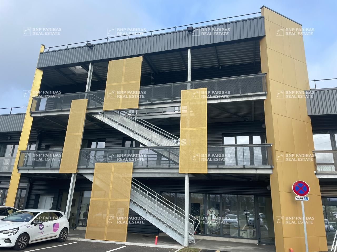 Location Bureaux 1020 m² divisibles 45770 Saran