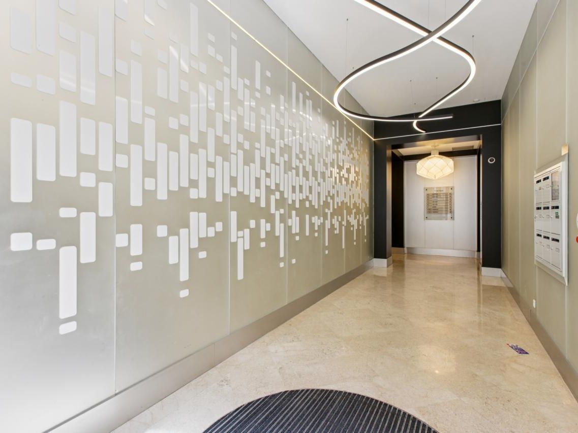 825.1 m² pour ce bureaux en location à Paris